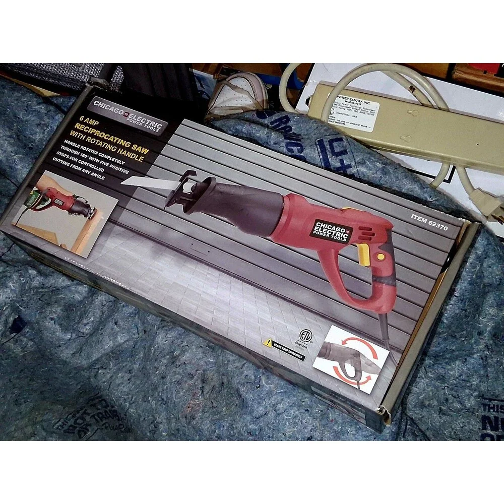 Chicago Electric 6 Amp Reciprocating Saw with Rotating Handle